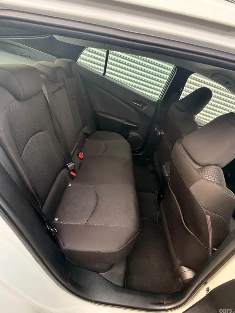 Toyota Prius Hatchback, Petrol Hybrid, 2022, White
