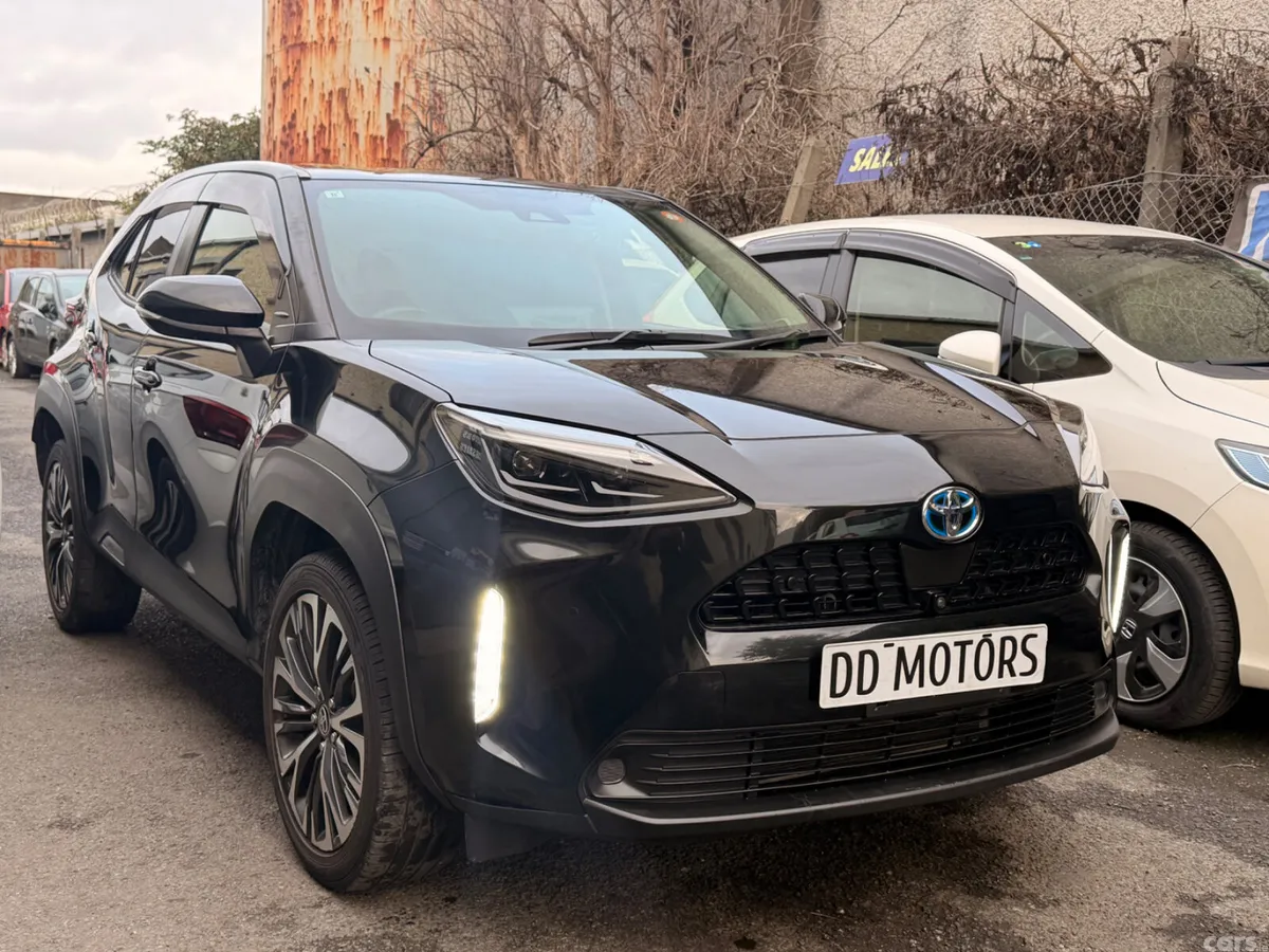 Toyota Yaris Cross SUV, Petrol Hybrid, 2021, Black