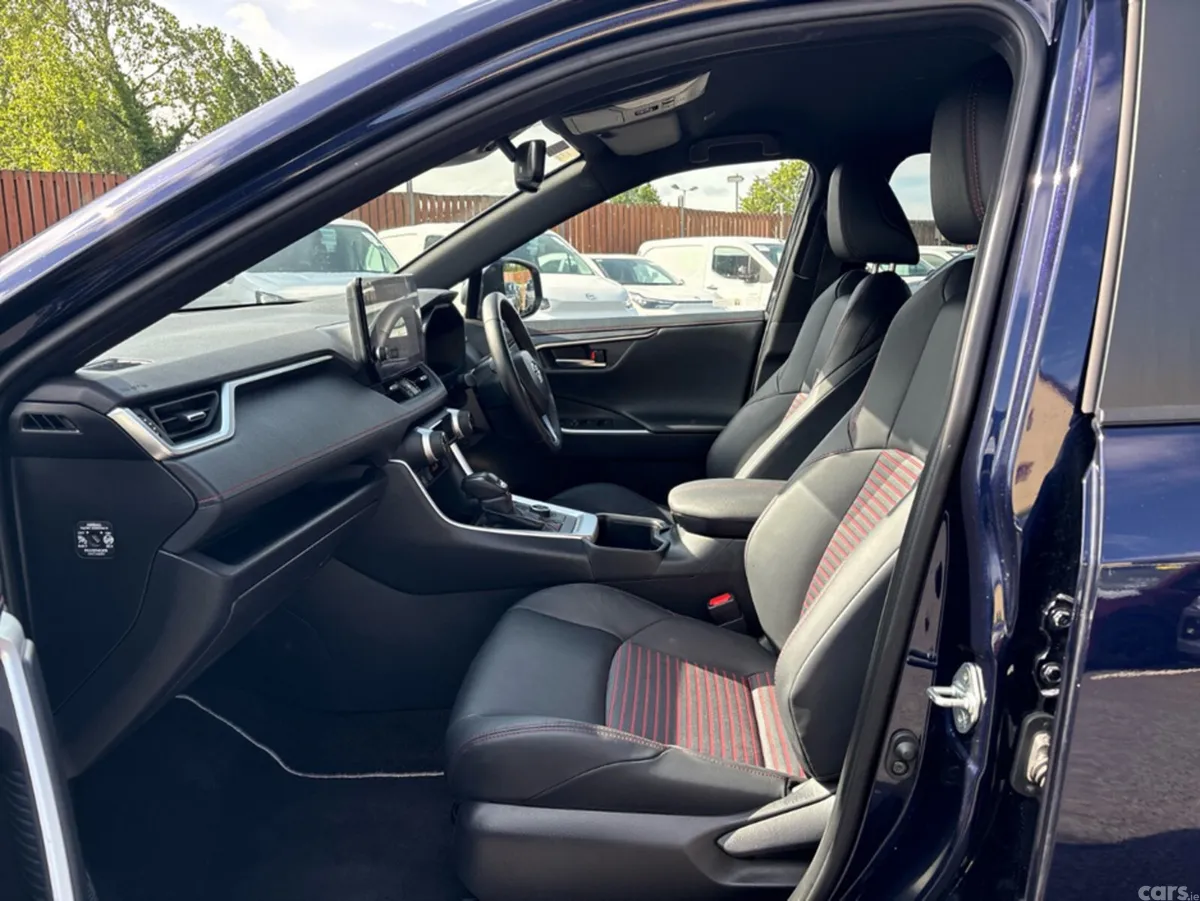 Toyota RAV4 SUV, Petrol Plug-in Hybrid, 2025, Blue