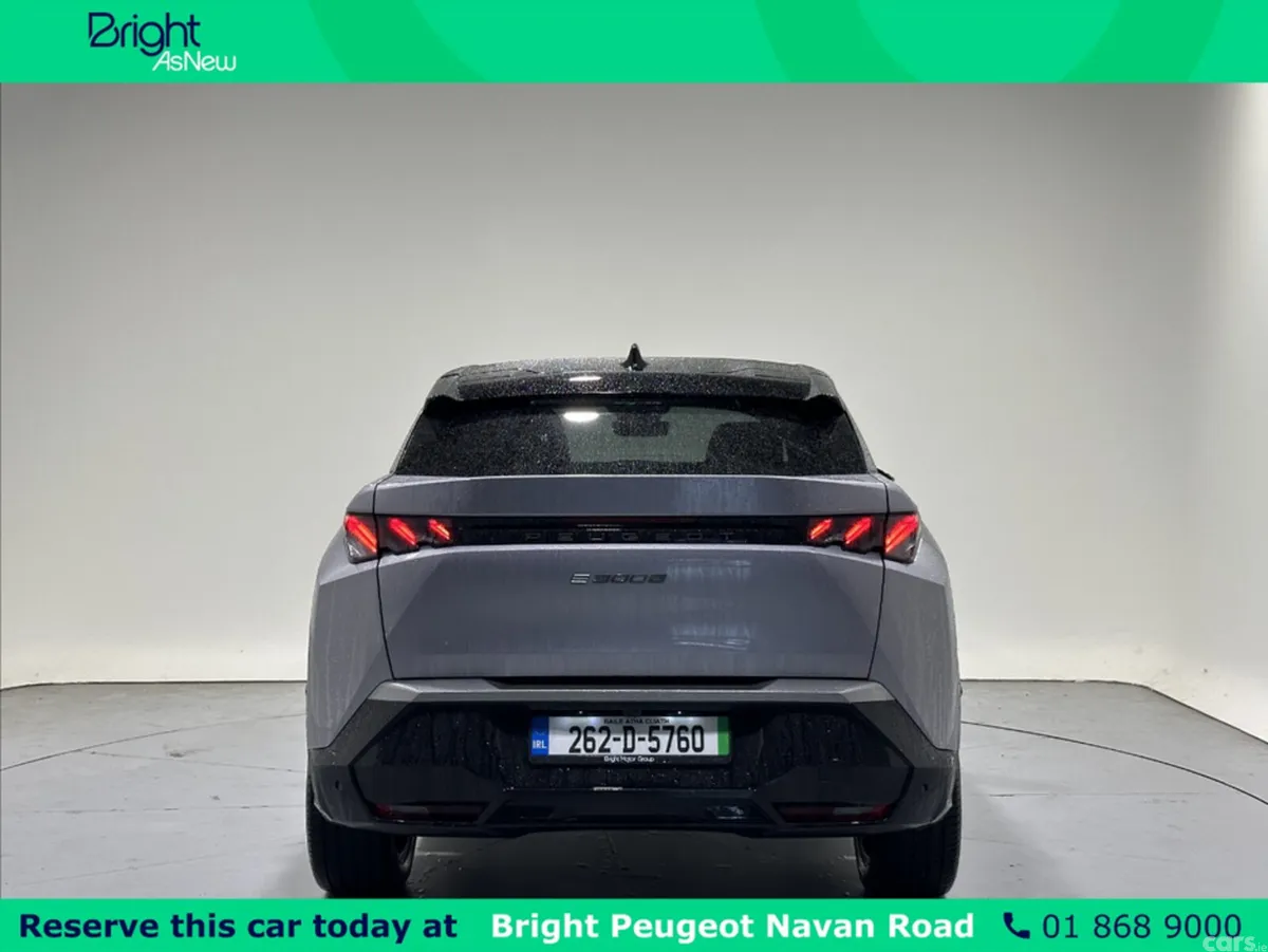Peugeot 3008 MPV, Electric, 2026, Grey
