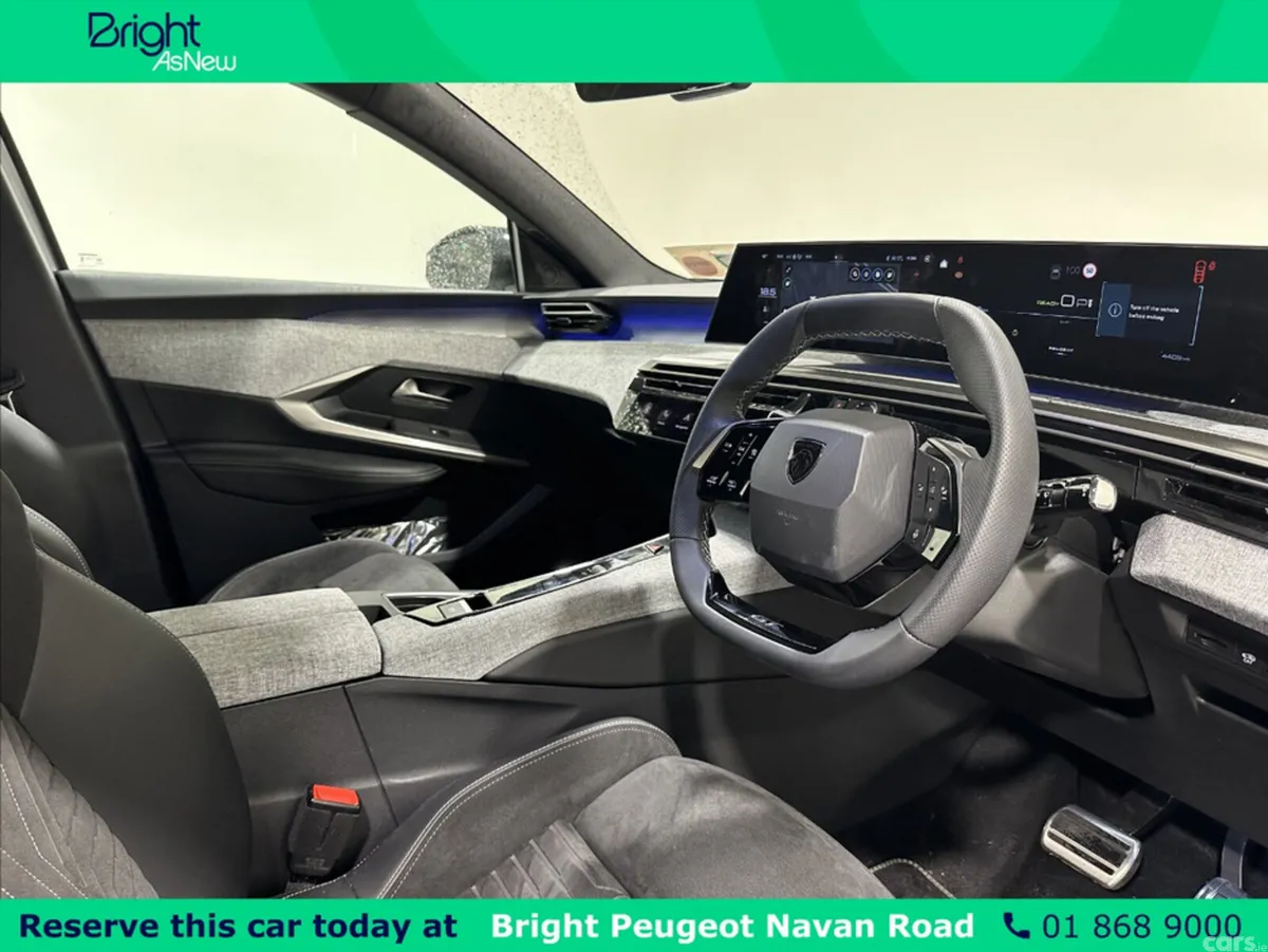 Peugeot 3008 MPV, Electric, 2026, Grey