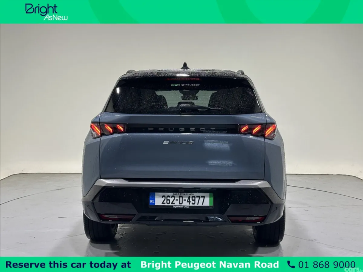 Peugeot 5008 SUV, Electric, 2026, Blue