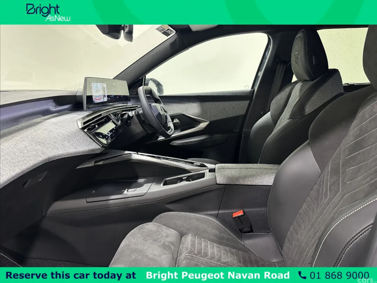 Peugeot 5008 SUV, Electric, 2026, Blue