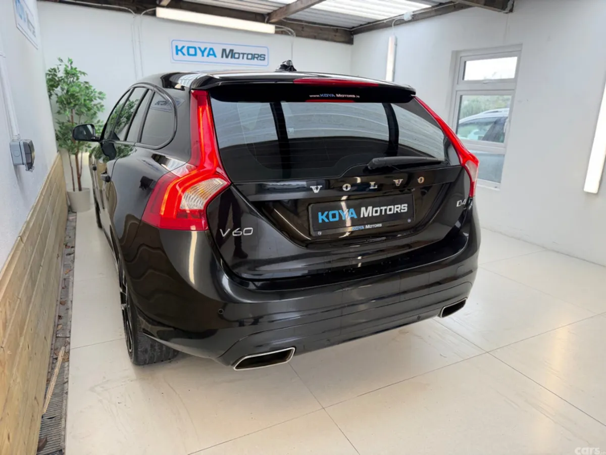 Volvo V60 Estate, Diesel, 2017, Black