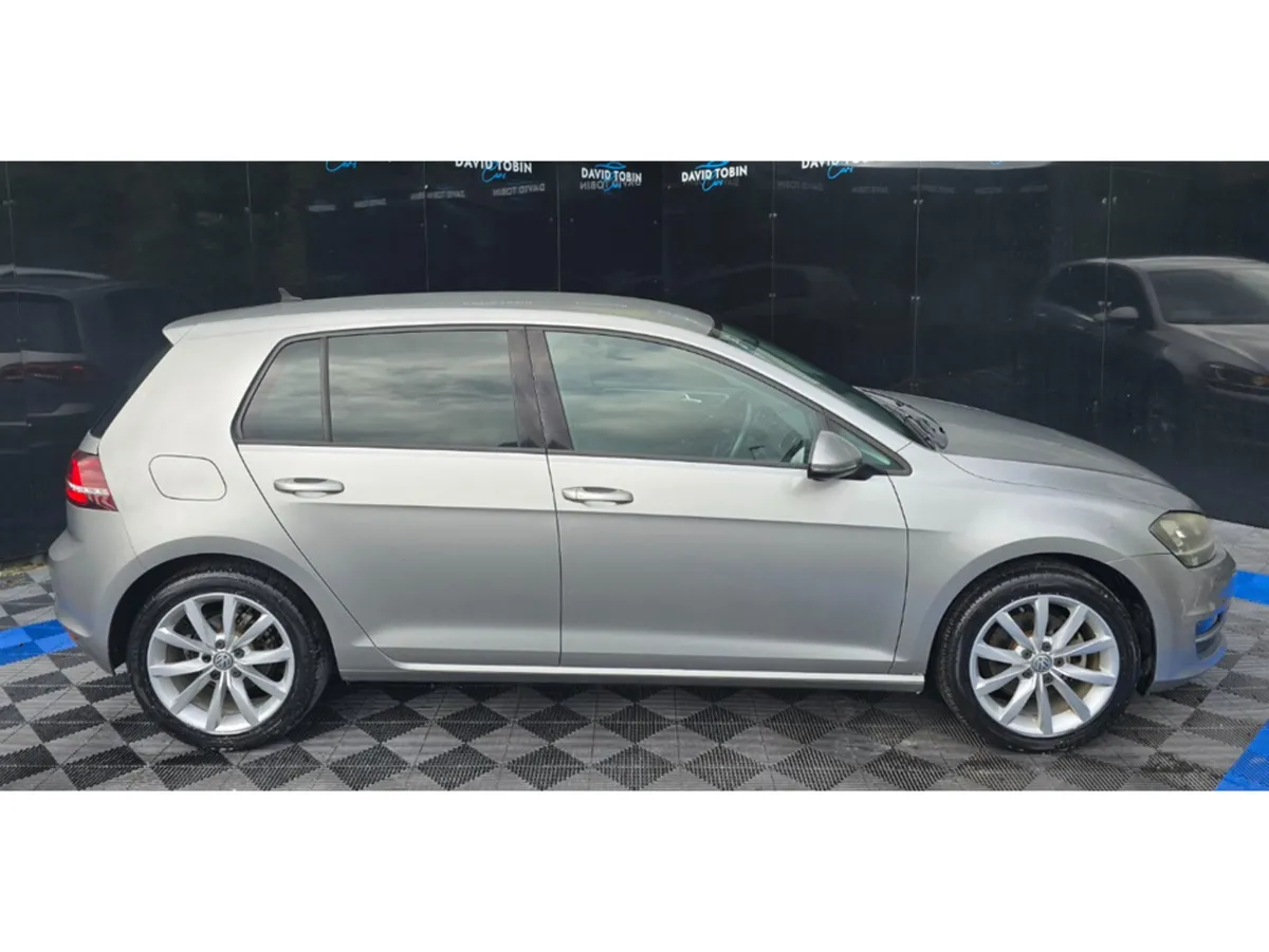 Volkswagen Golf Hatchback, Petrol, 2017, Grey
