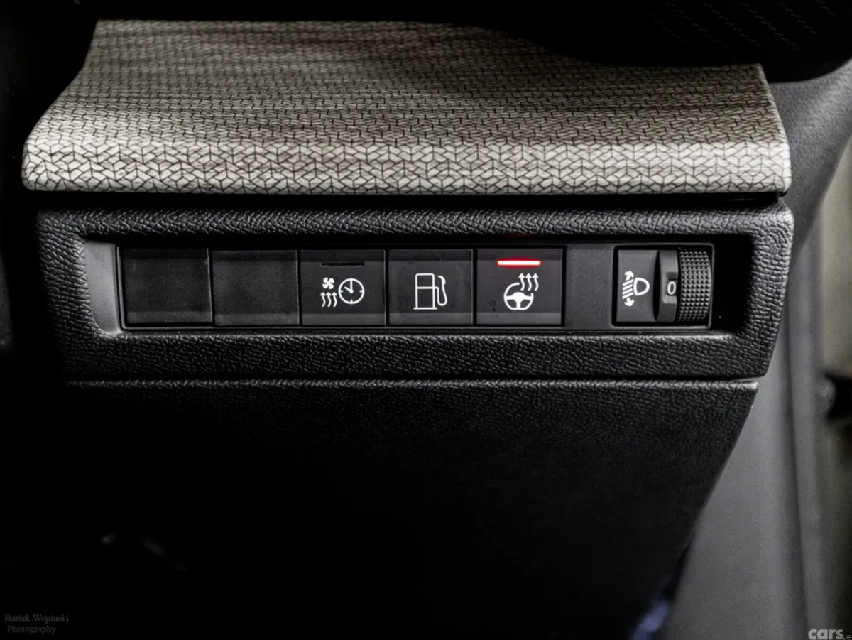 Citroen C5 X Estate, Petrol Plug-in Hybrid, 2025, Grey