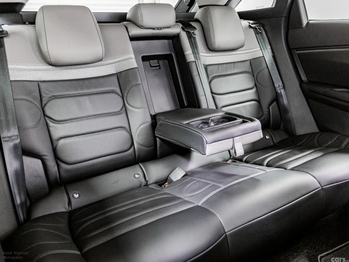 Citroen C5 X Estate, Petrol Plug-in Hybrid, 2025, Grey