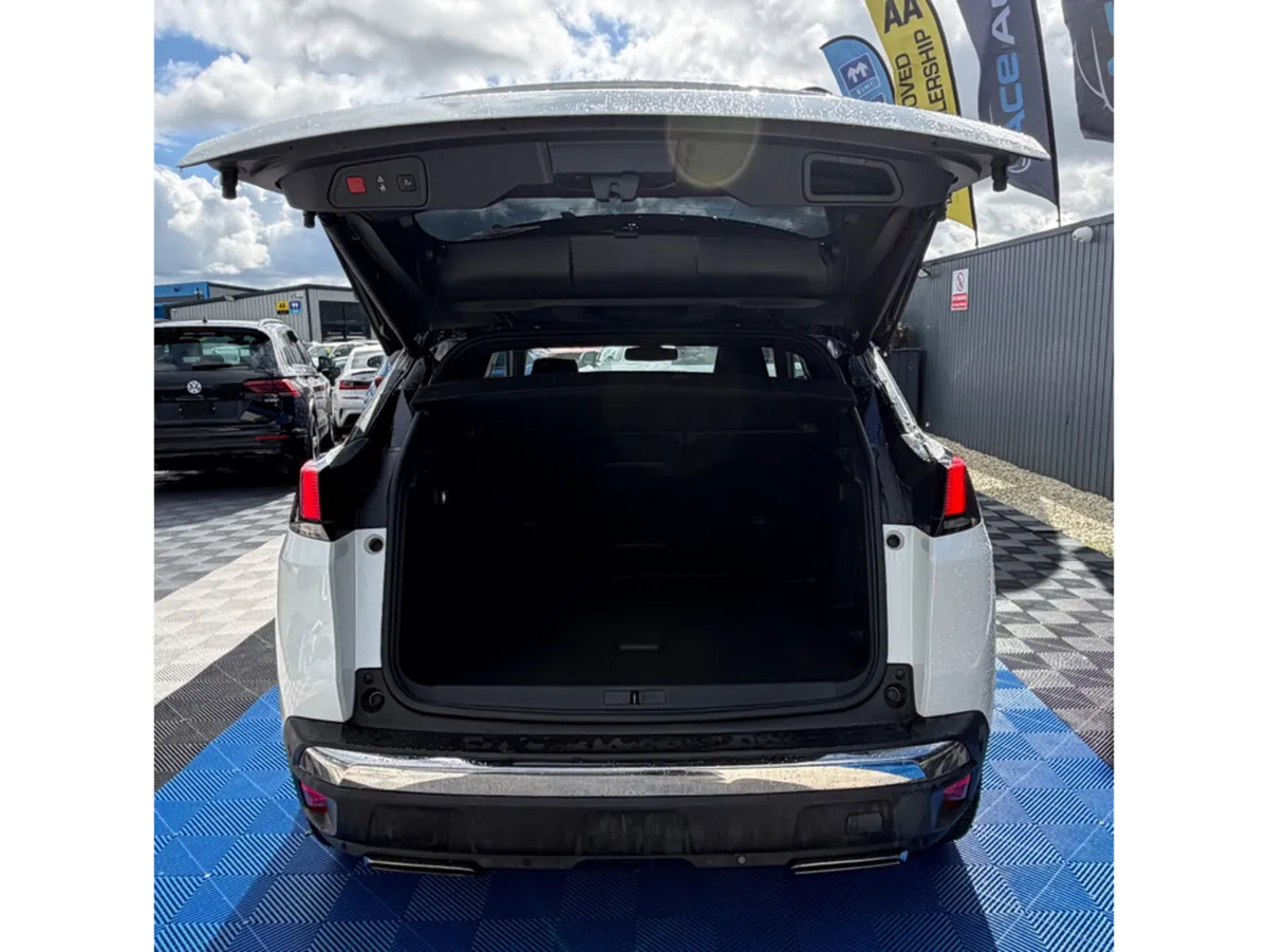 Peugeot 3008 SUV, Diesel, 2018, White