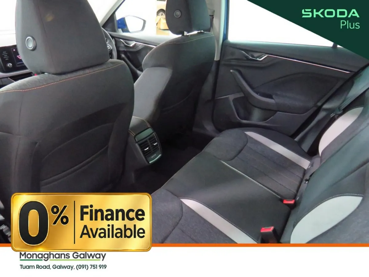 Skoda Kamiq Hatchback, Petrol, 2023, Blue