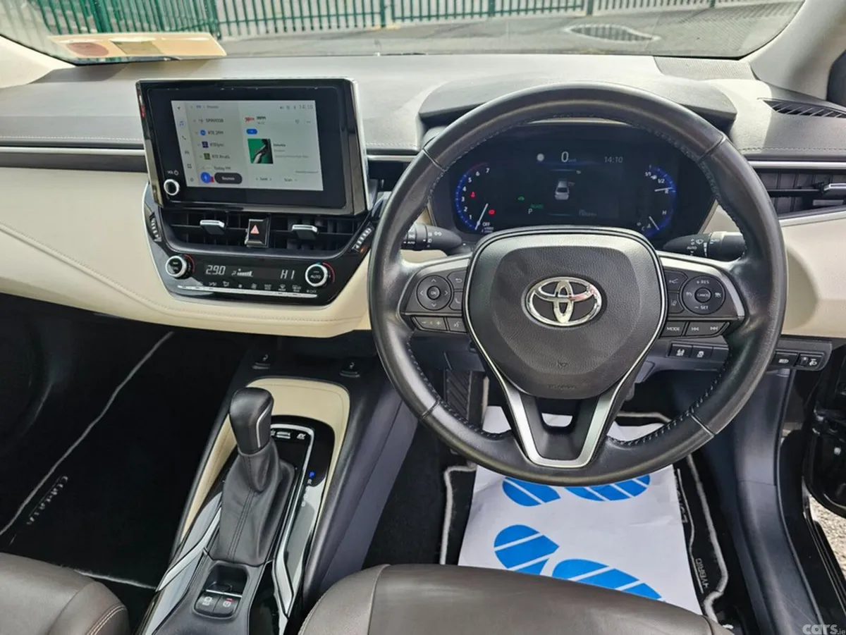 Toyota Corolla Saloon, Petrol Hybrid, 2022, Black