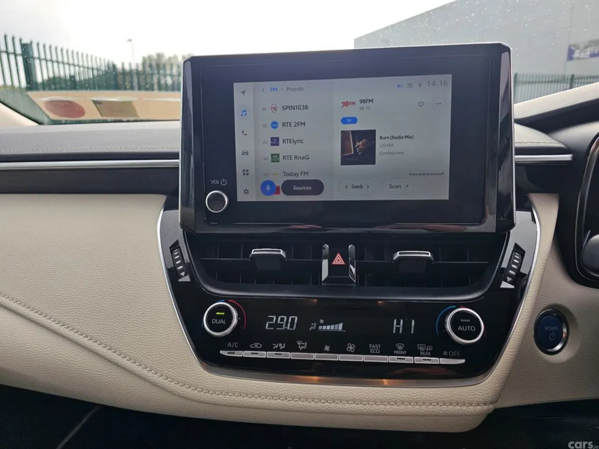 Toyota Corolla Saloon, Petrol Hybrid, 2022, Black