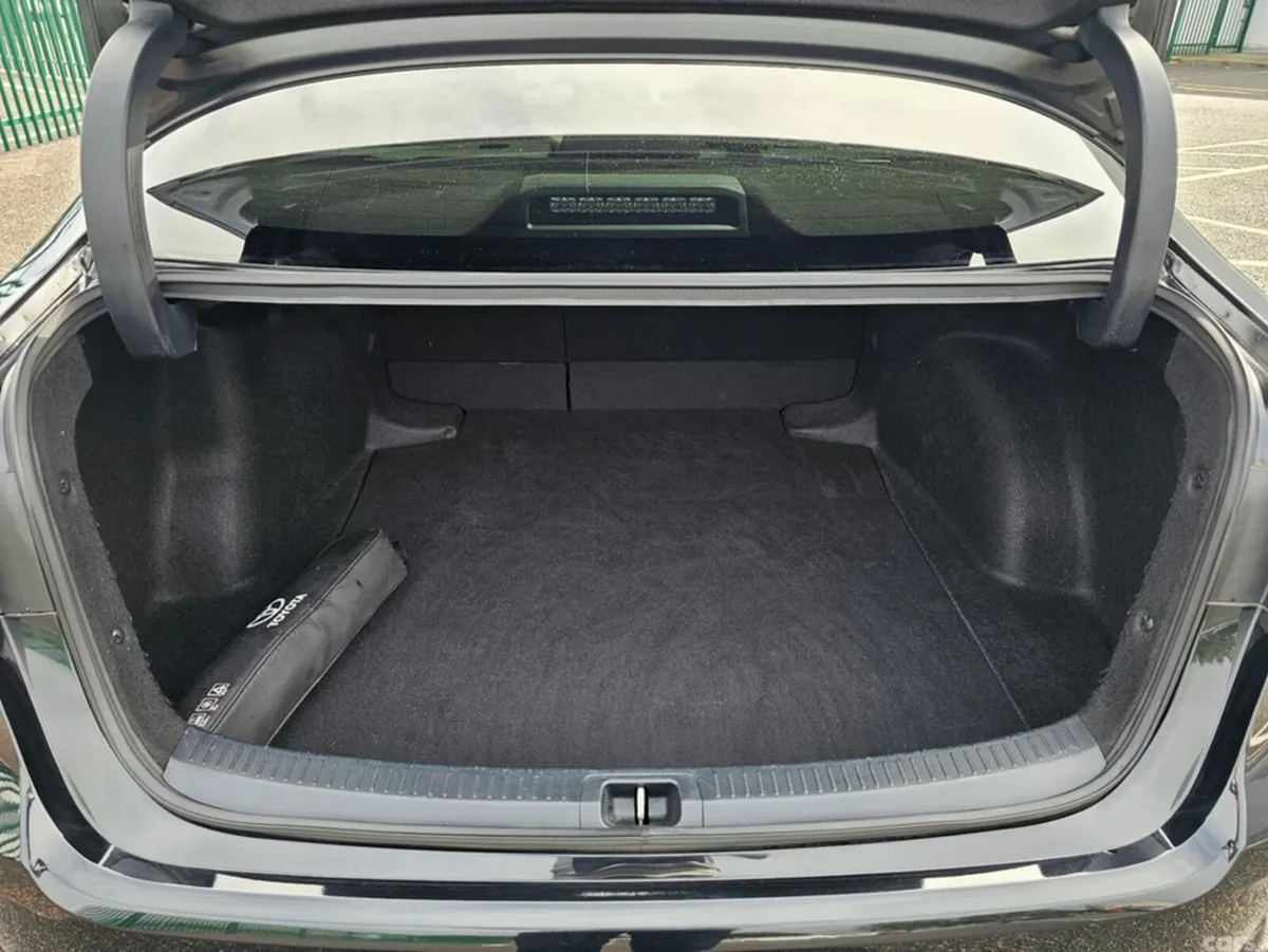 Toyota Corolla Saloon, Petrol Hybrid, 2022, Black