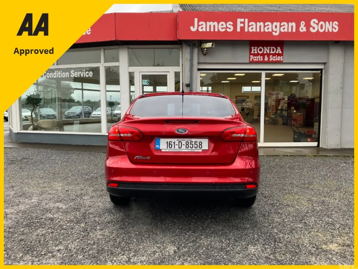 Ford Focus Saloon, Diesel, 2016, Red
