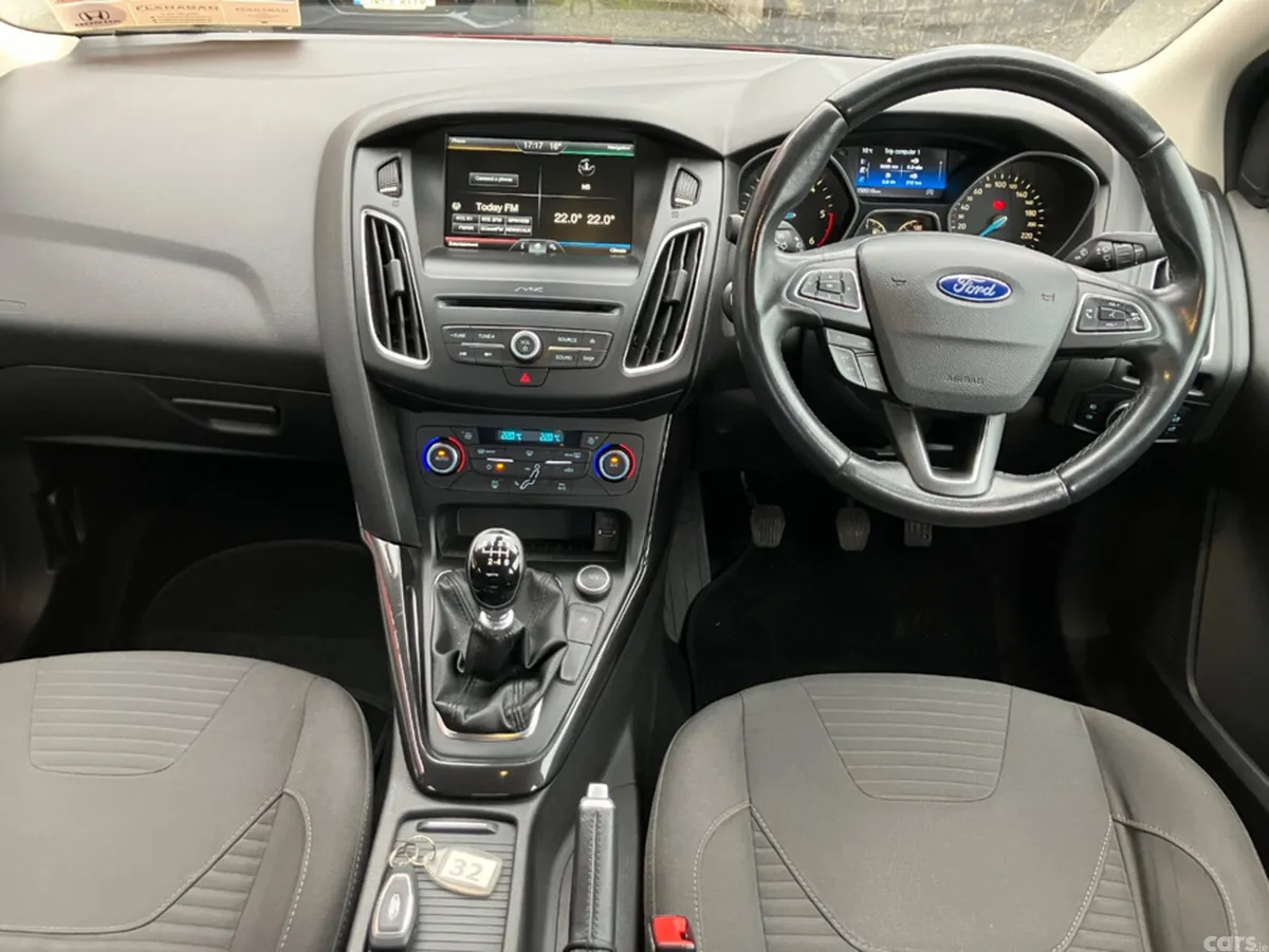 Ford Focus Saloon, Diesel, 2016, Red
