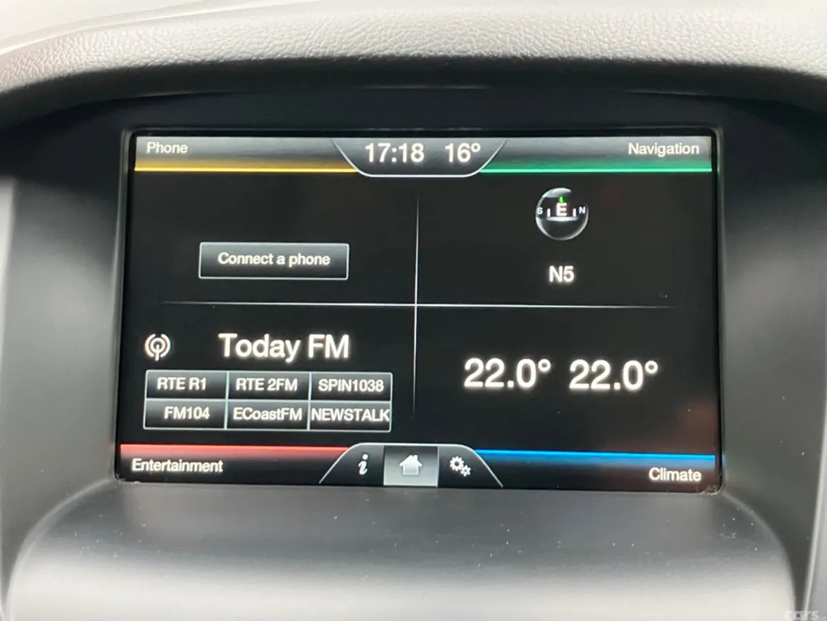 Ford Focus Saloon, Diesel, 2016, Red