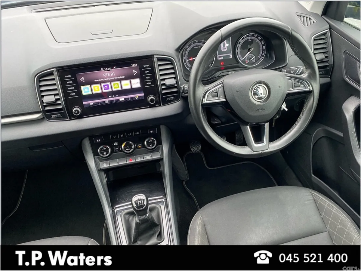Skoda Karoq SUV, Diesel, 2019, Blue
