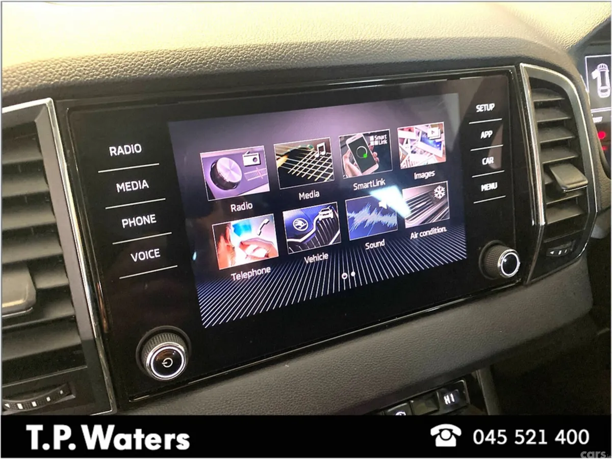 Skoda Karoq SUV, Diesel, 2019, Blue