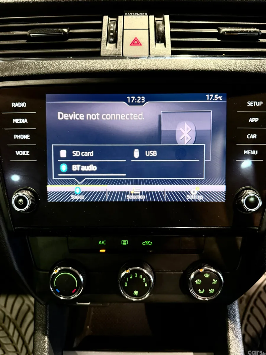 Skoda Octavia Hatchback, Diesel, 2019, Grey