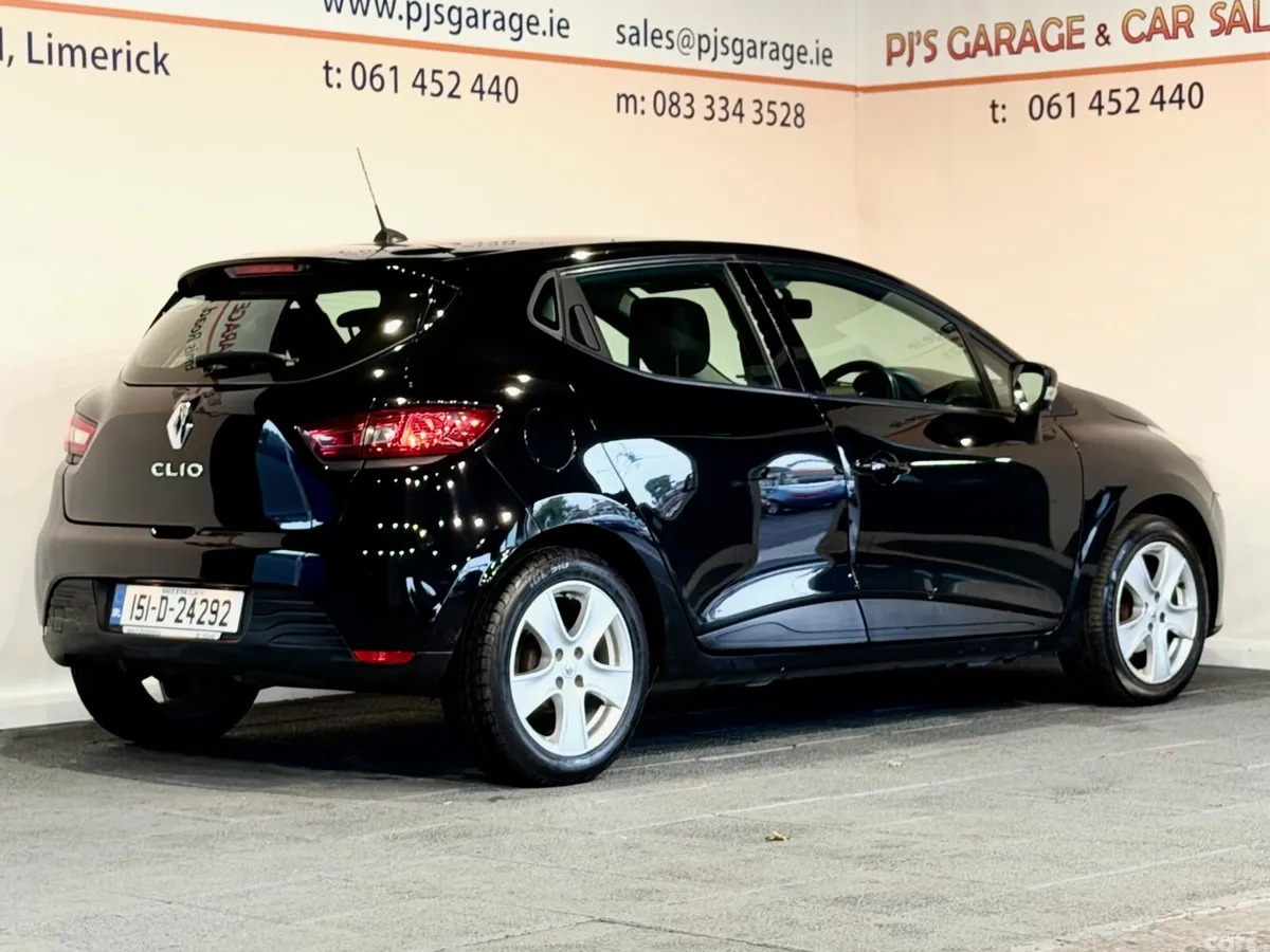 Renault Clio Hatchback, Petrol, 2015, Black