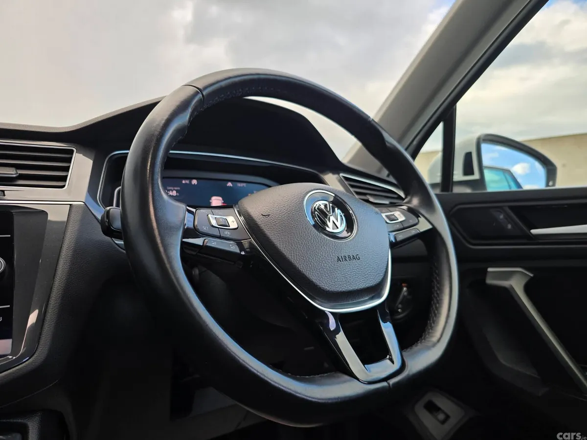 Volkswagen Tiguan SUV, Diesel, 2019, White