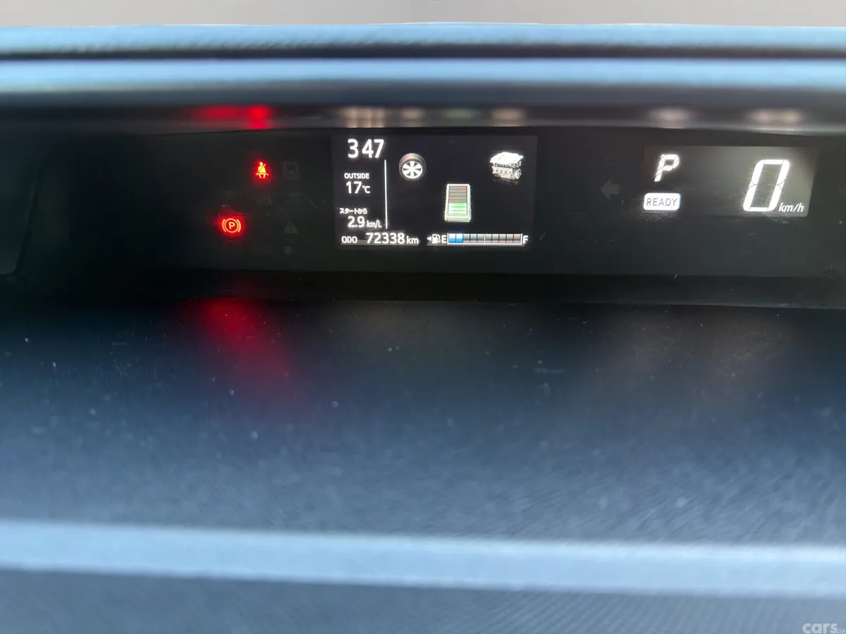 Toyota Aqua Hatchback, Petrol Hybrid, 2019, White