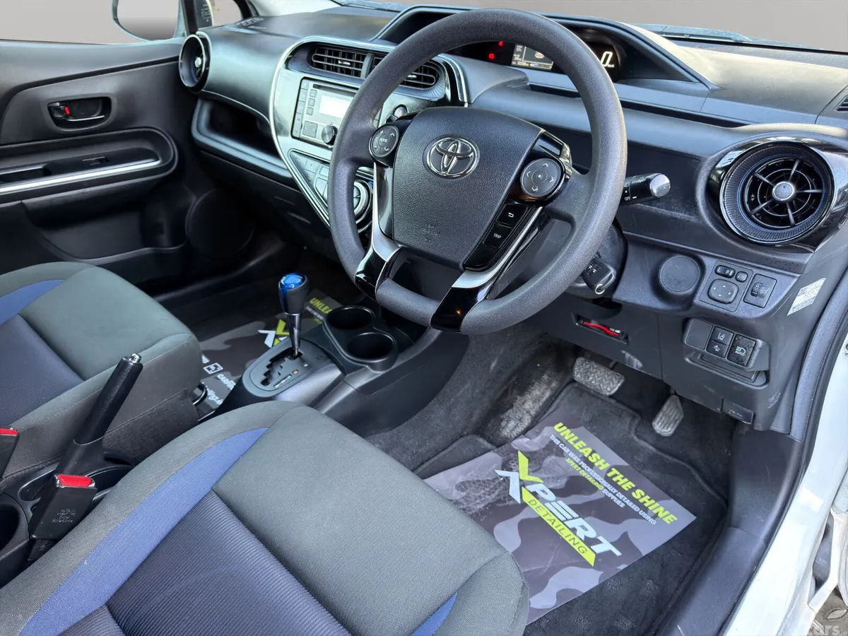 Toyota Aqua Hatchback, Petrol Hybrid, 2019, White