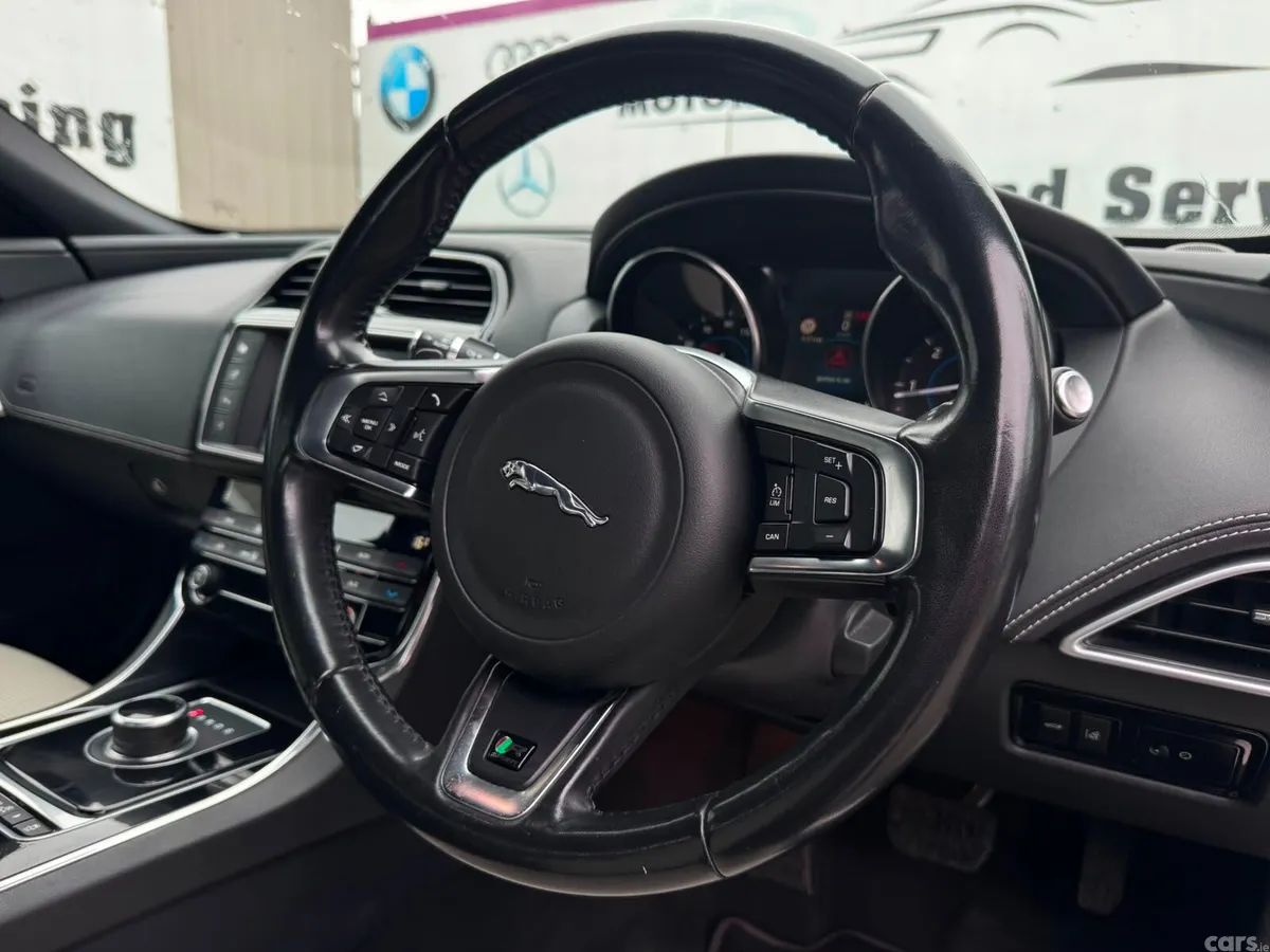 Jaguar XE Saloon, Diesel, 2017, Grey
