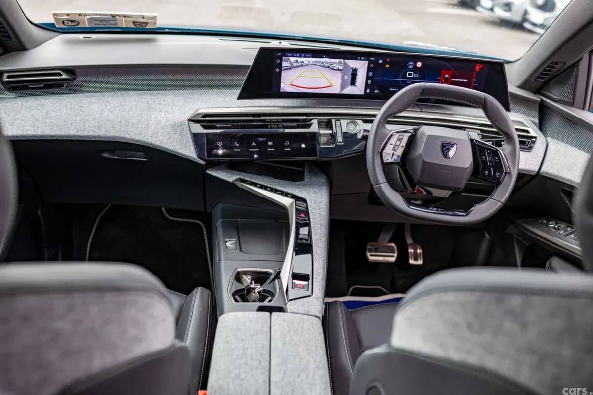 Peugeot 3008 MPV, Petrol Hybrid, 2026, Blue