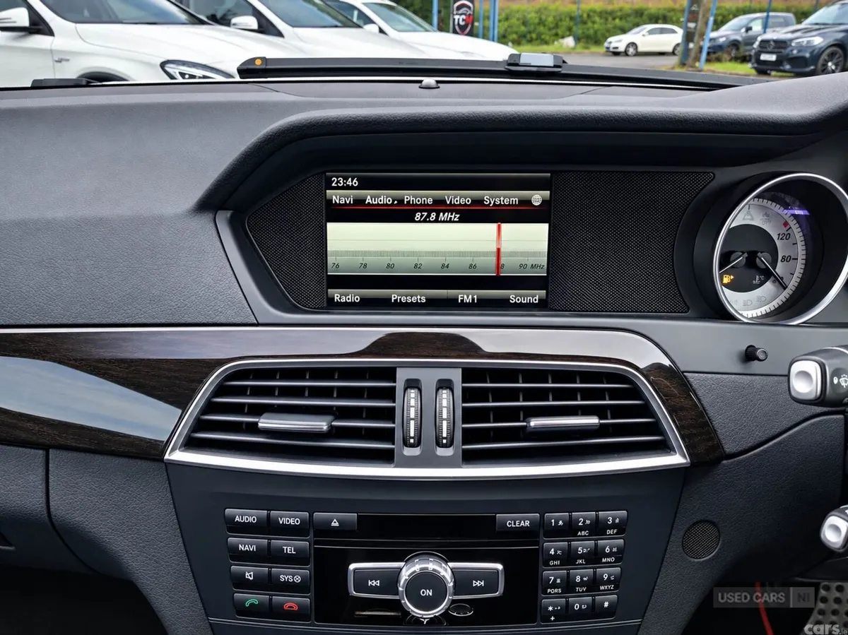 Mercedes-Benz C-Class , Petrol, 2014, White