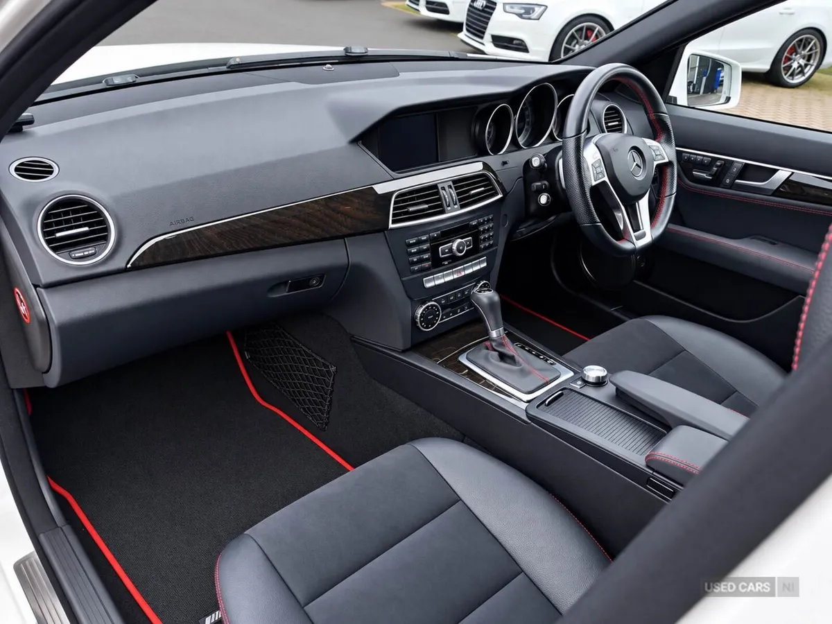 Mercedes-Benz C-Class , Petrol, 2014, White