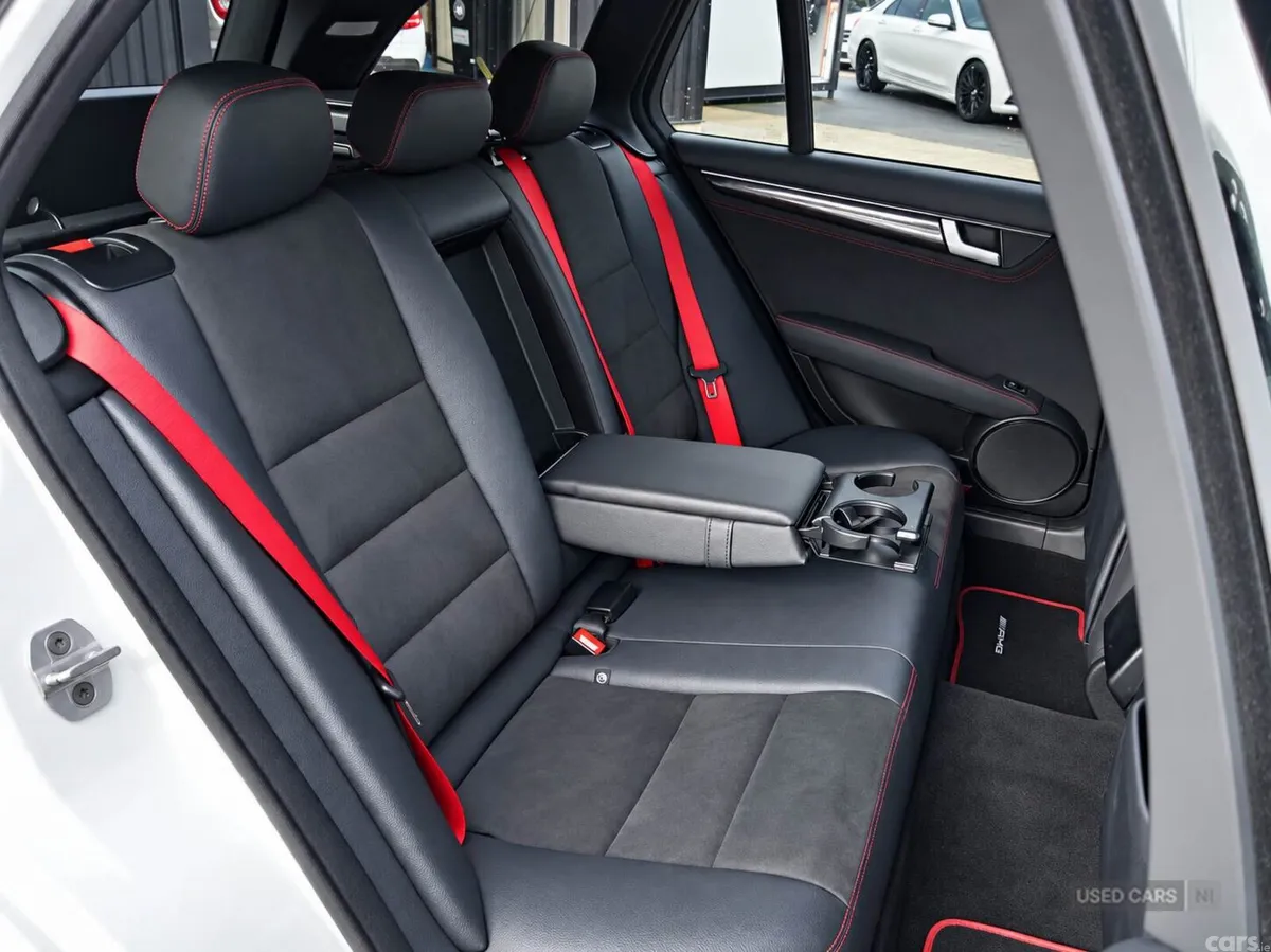 Mercedes-Benz C-Class , Petrol, 2014, White