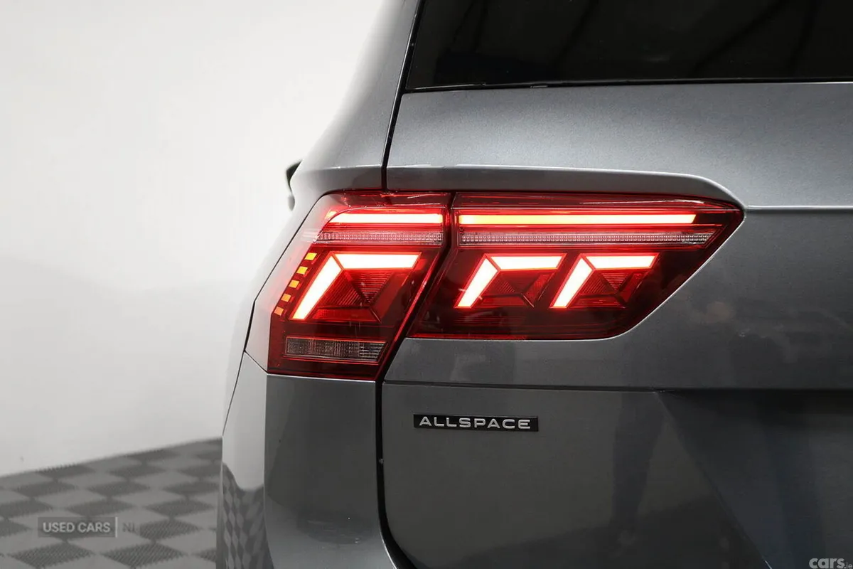 Volkswagen Tiguan Allspace SUV, Diesel, 2023, Grey