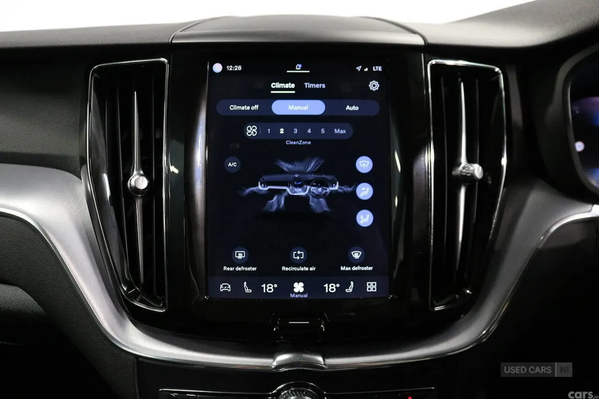 Volvo XC60 SUV, Petrol Hybrid, 2022, Blue
