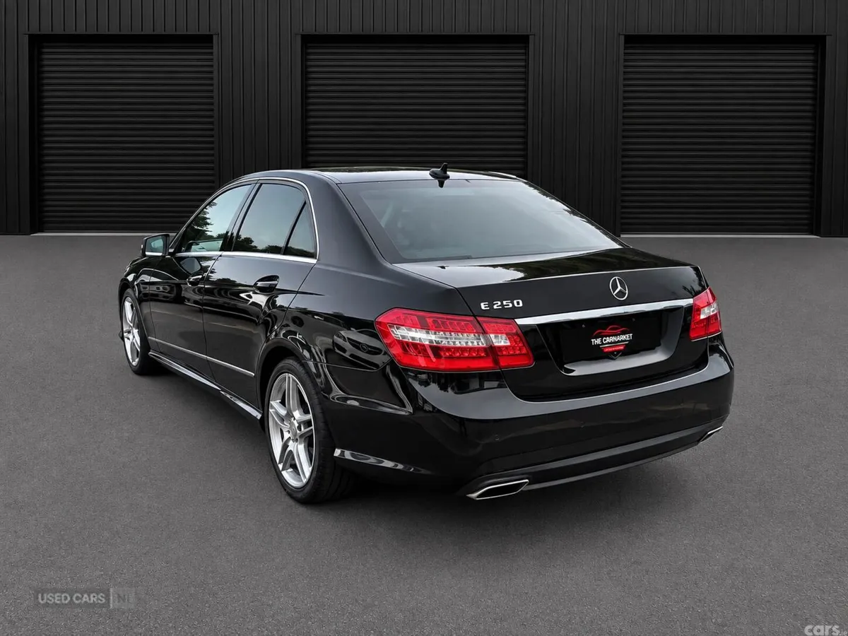 Mercedes-Benz E-Class , Petrol, 2013, Black