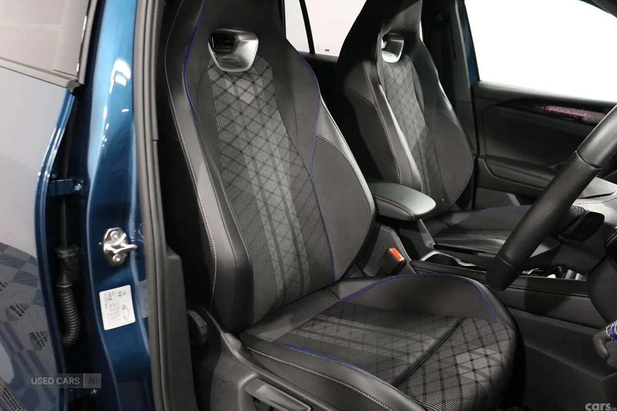 Volkswagen Tiguan SUV, Diesel, 2024, Blue