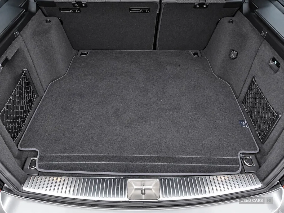 Mercedes-Benz C-Class , Petrol, 2014, Grey