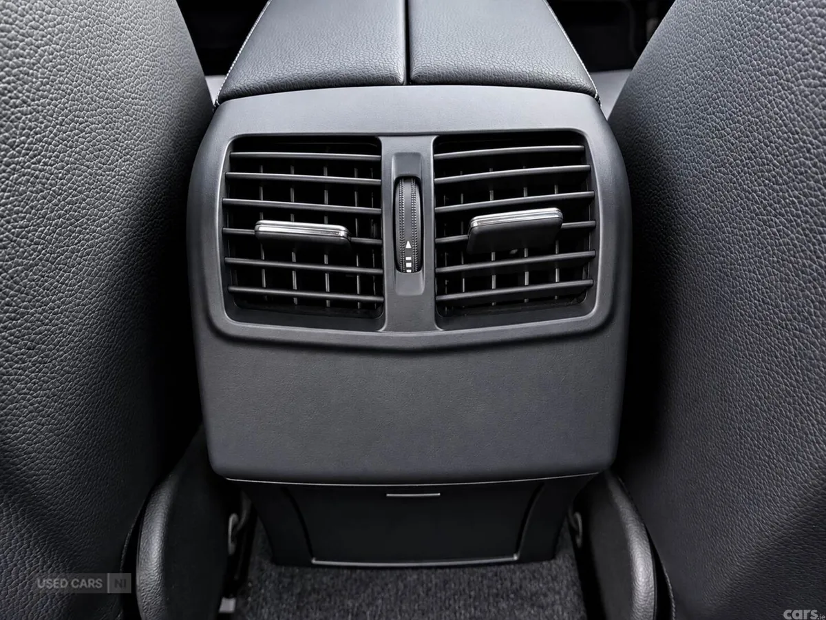 Mercedes-Benz E-Class , Petrol, 2013, Black