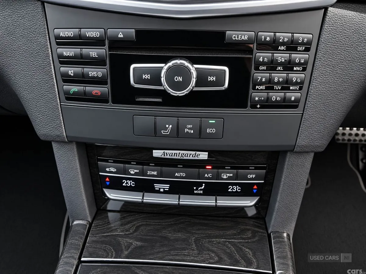 Mercedes-Benz E-Class , Petrol, 2013, Black
