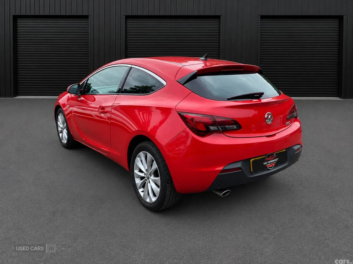 Vauxhall Other Coupe, Diesel, 2013, Red