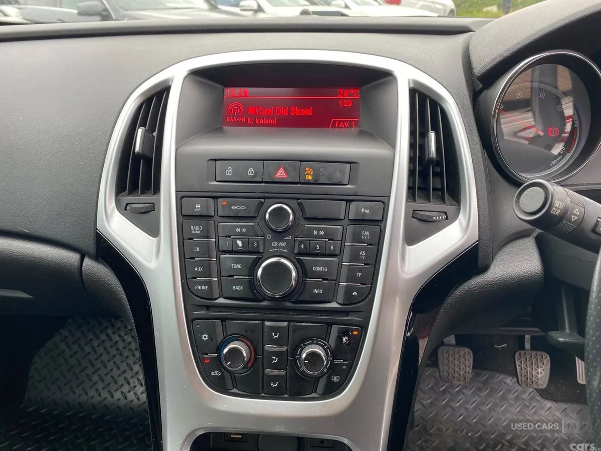 Vauxhall Other Coupe, Diesel, 2013, Red