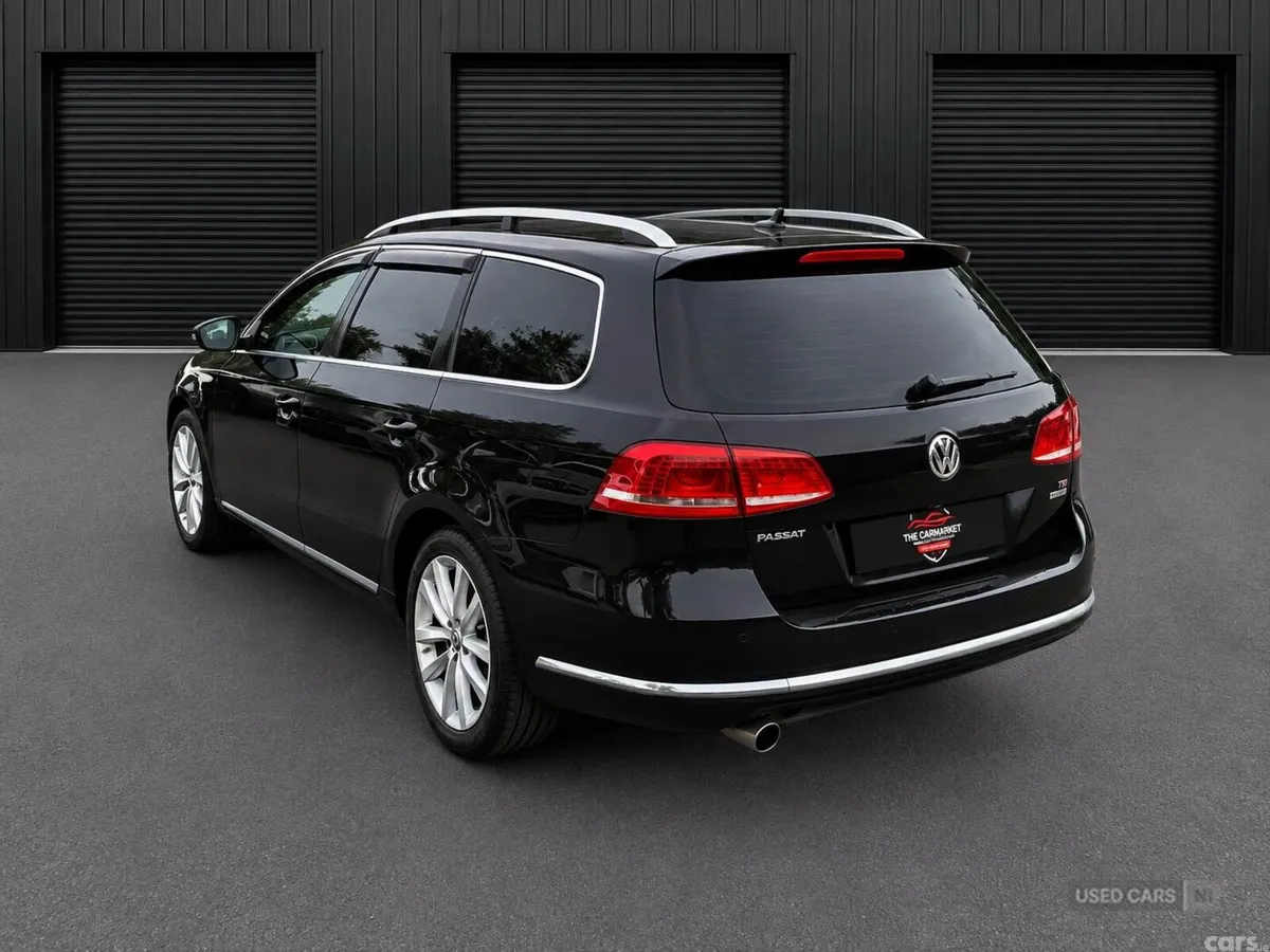 Volkswagen Passat , Petrol, 2013, Black
