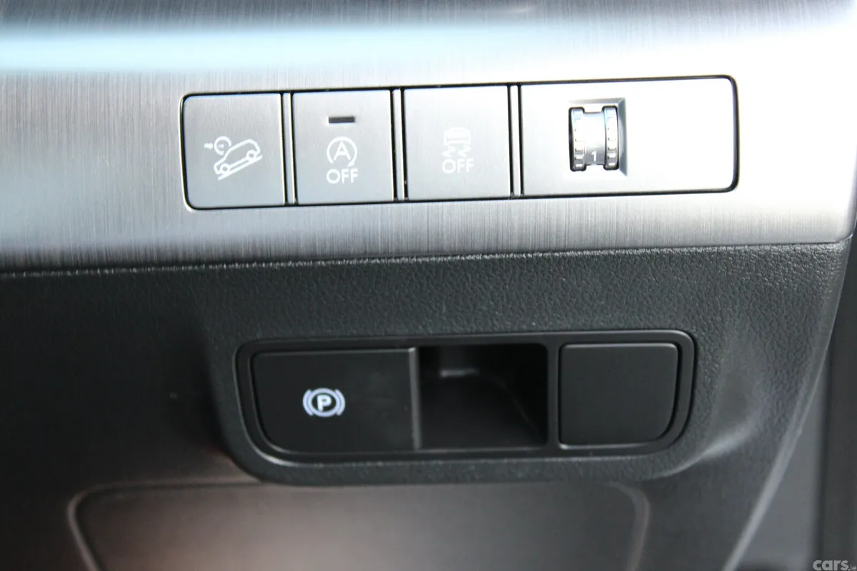 Hyundai KONA MPV, Petrol, 2026, White