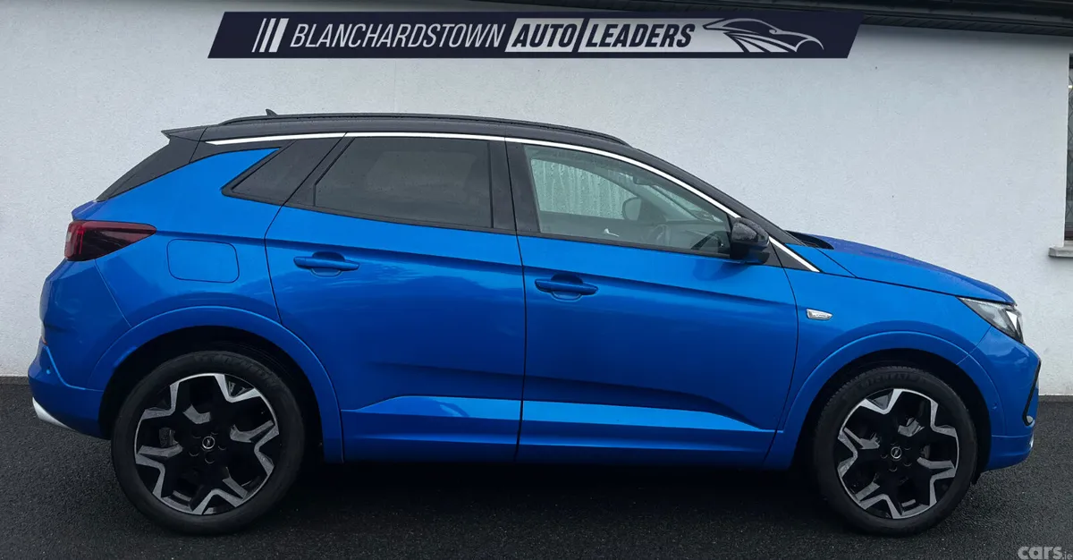 Opel Grandland SUV, Diesel, 2023, Blue