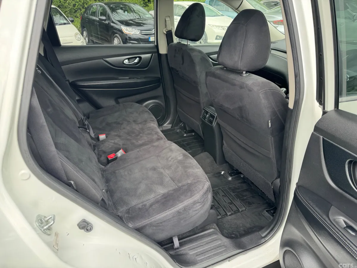 Nissan X-Trail SUV, Diesel, 2016, White