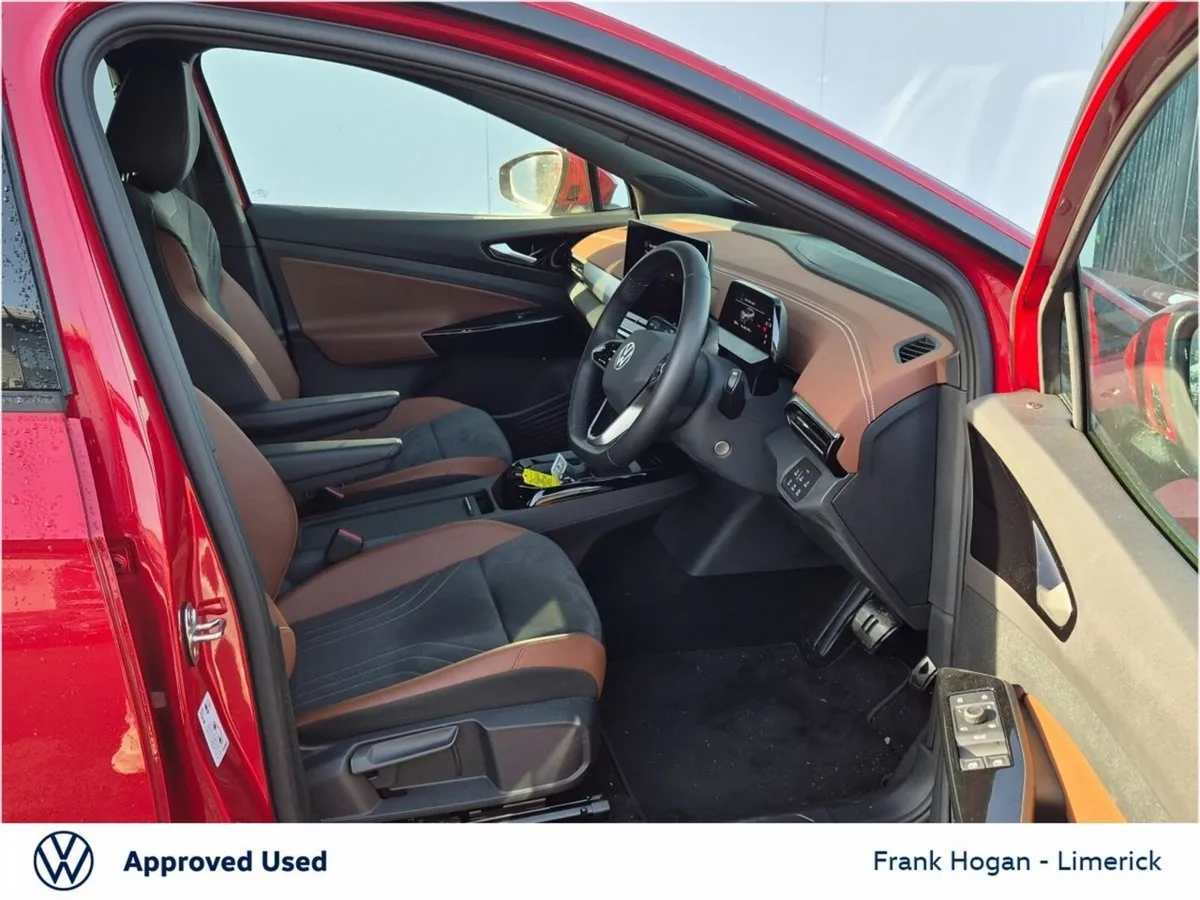 Volkswagen ID.4 SUV, Electric, 2025, Red