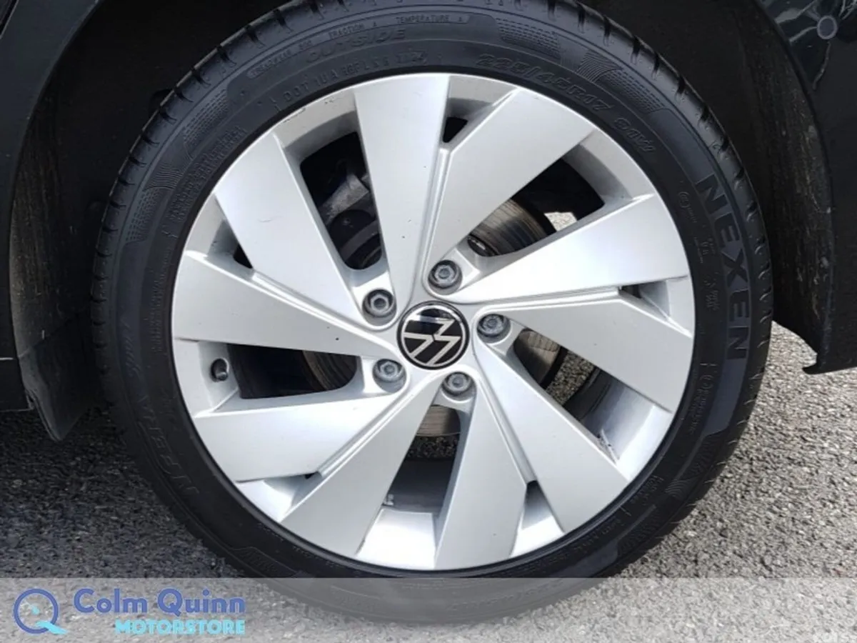 Volkswagen Golf Estate, Petrol, 2025, Black