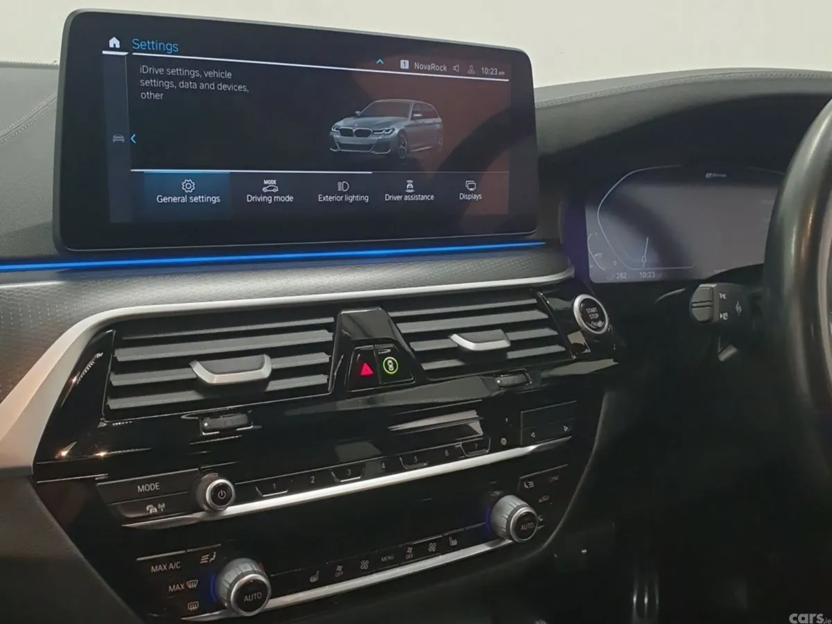 BMW 5-Series Estate, Petrol Plug-in Hybrid, 2024, Grey