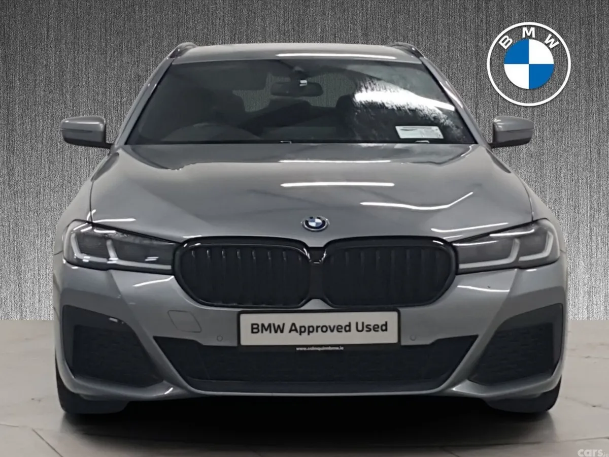 BMW 5-Series Estate, Petrol Plug-in Hybrid, 2024, Grey