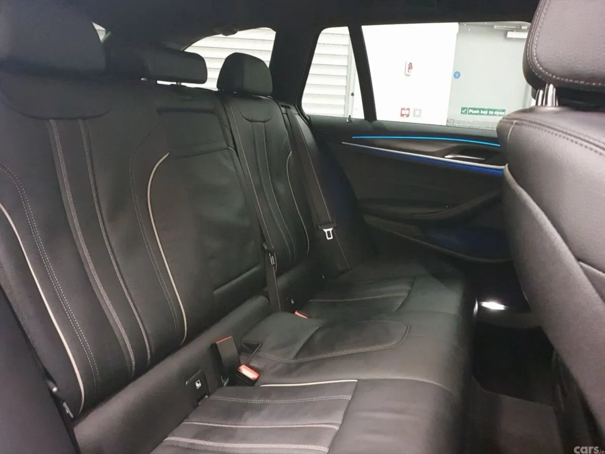 BMW 5-Series Estate, Petrol Plug-in Hybrid, 2024, Grey