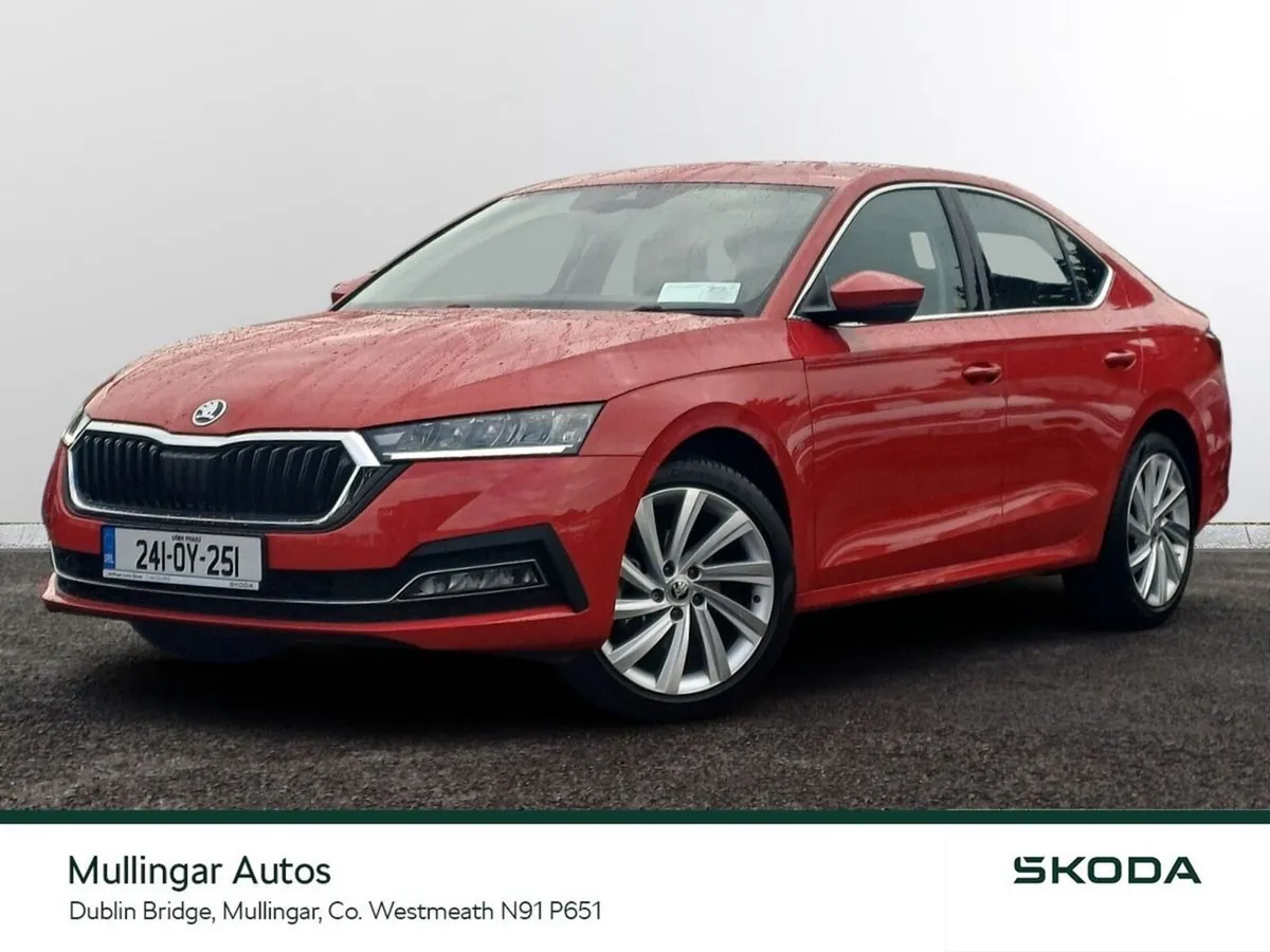 Skoda Octavia Saloon, Petrol, 2024, Red